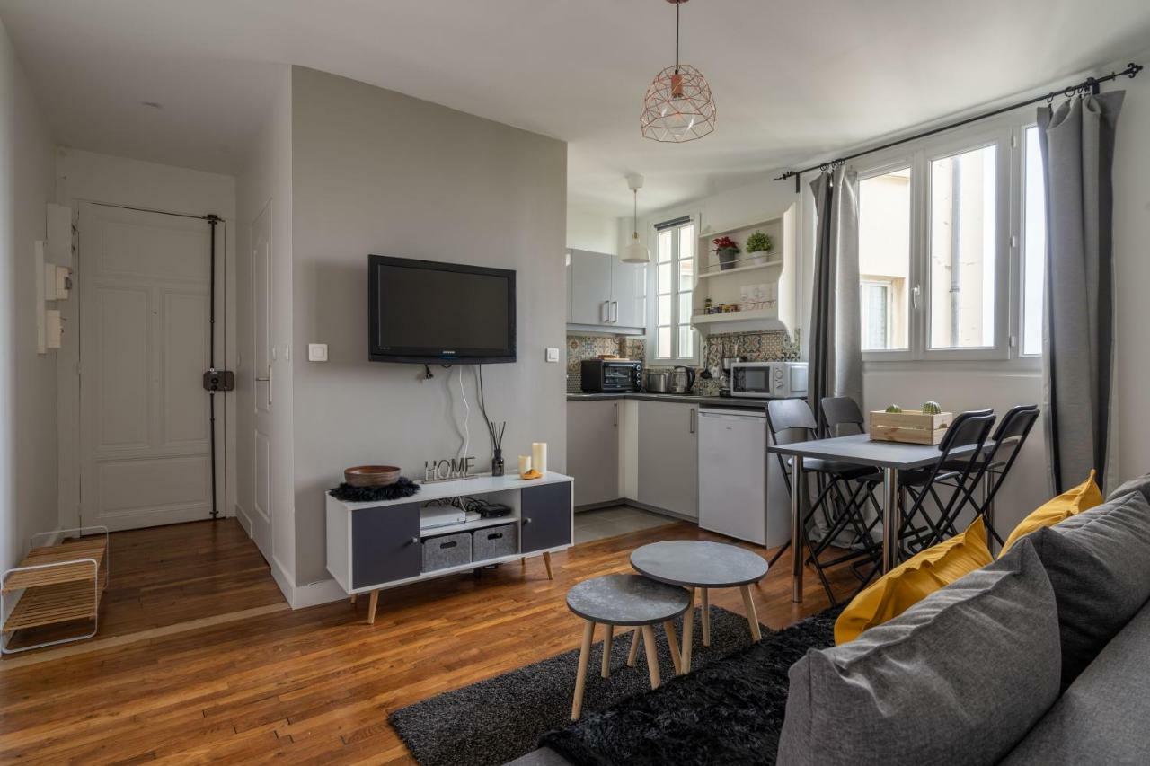 Апартаменты Charmant 2 Pieces Pour 4 Personnes A Курбевуа Экстерьер фото